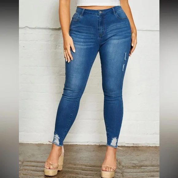 Light wash skinny raw hem Jeans - Picture 3 of 8